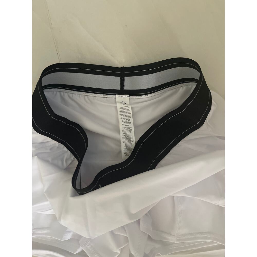 NWOT Alo Yoga Match Point Tennis Skirt, White/Black, Style W6240R, Size M - Picture 5 of 5